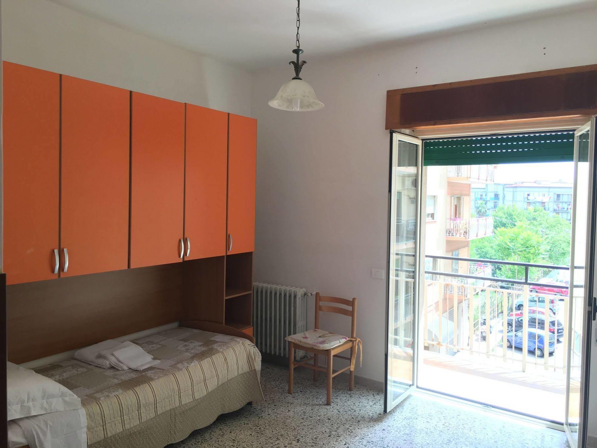 B&B Crotone Ngoại thất bức ảnh