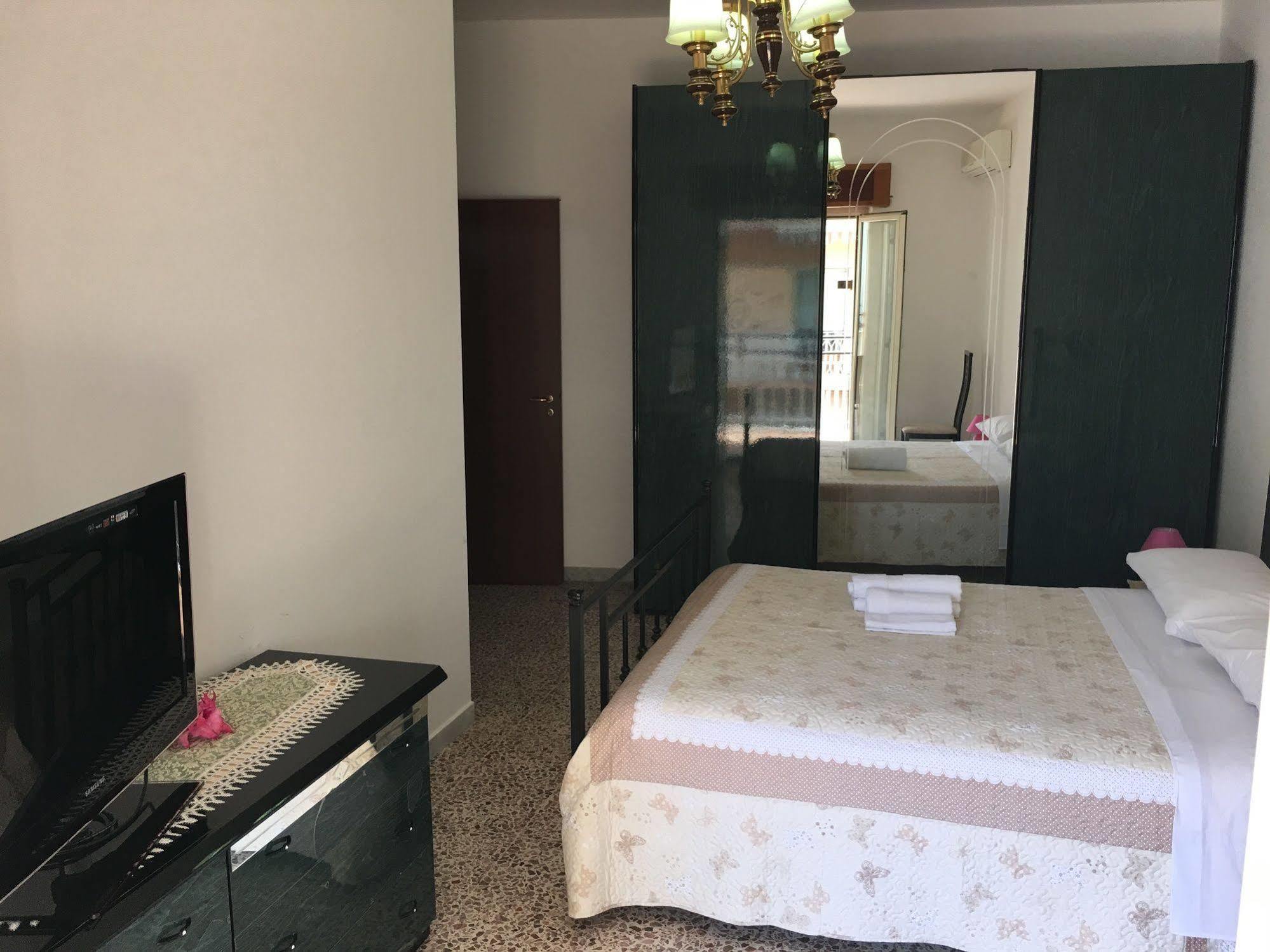 B&B Crotone Ngoại thất bức ảnh